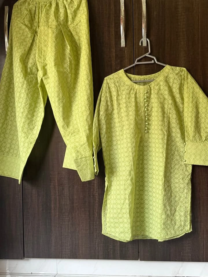 Bundle of 6 Women’s 2-Piece Suits (Lawn & Silk) - photo 2