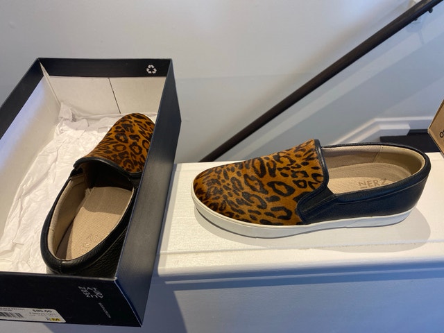 naturalizer comfort shoes $10! - photo 3