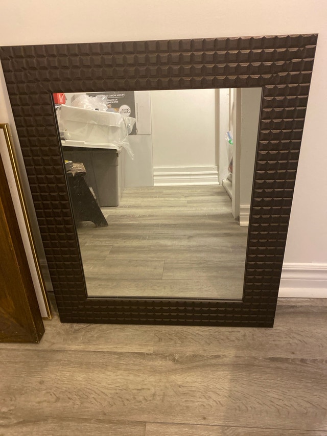 Designer mirror only $10