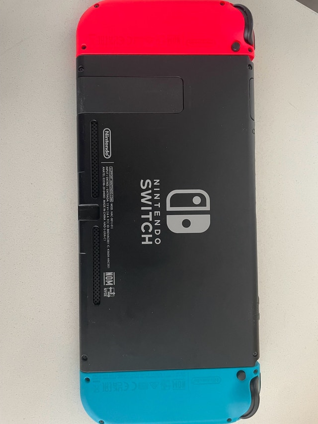 Nintendo Switch 1 v2 in Box (with Super Mario Party Included) - photo 3