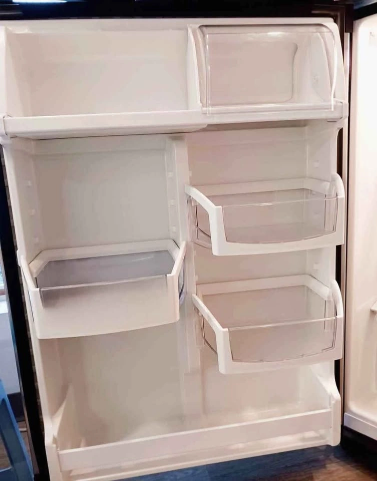Whirlpool Refrigerator Parts - photo 4