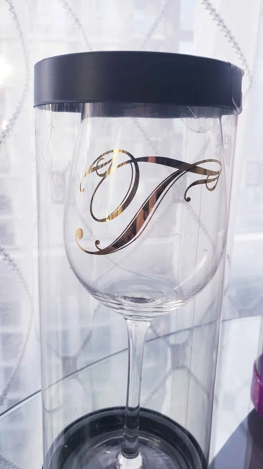 Monogram Wine Glasses - photo 3