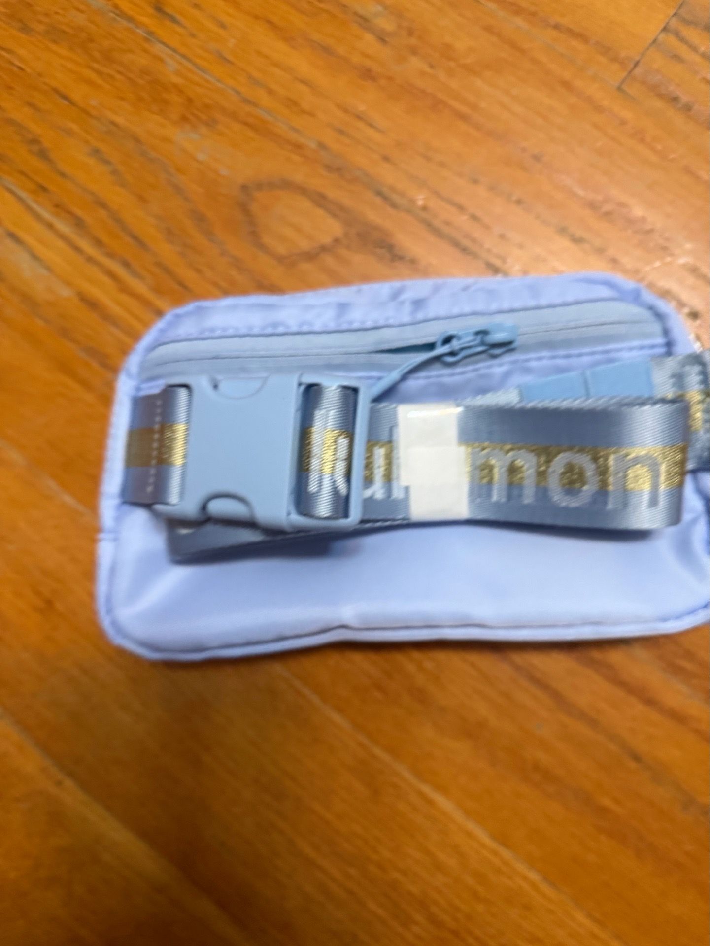 Lululemon Everywhere Belt Bag 1L new - photo 3