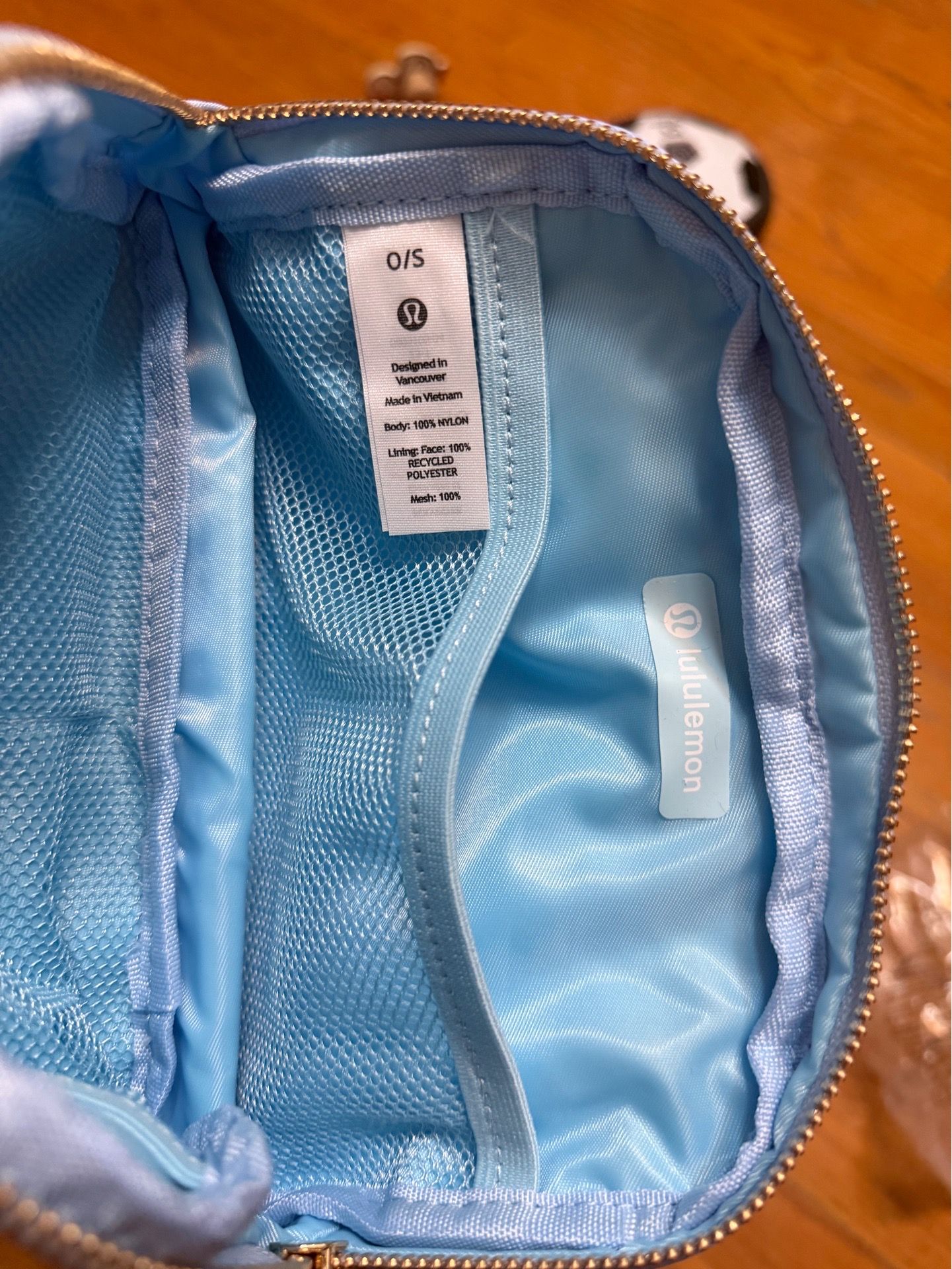 Lululemon Everywhere Belt Bag 1L new - photo 4