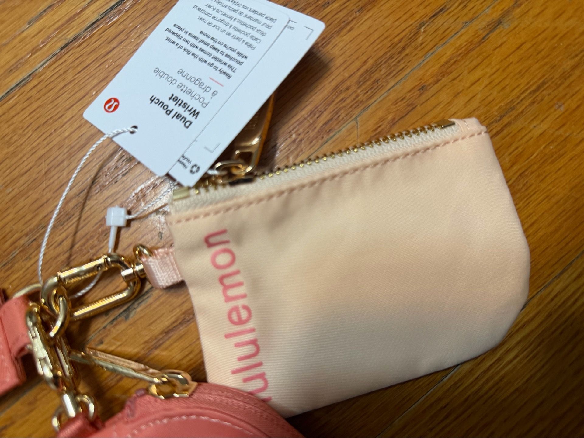 Lululemon dual pouch wristlet, key coin pocket, brand new - photo 3