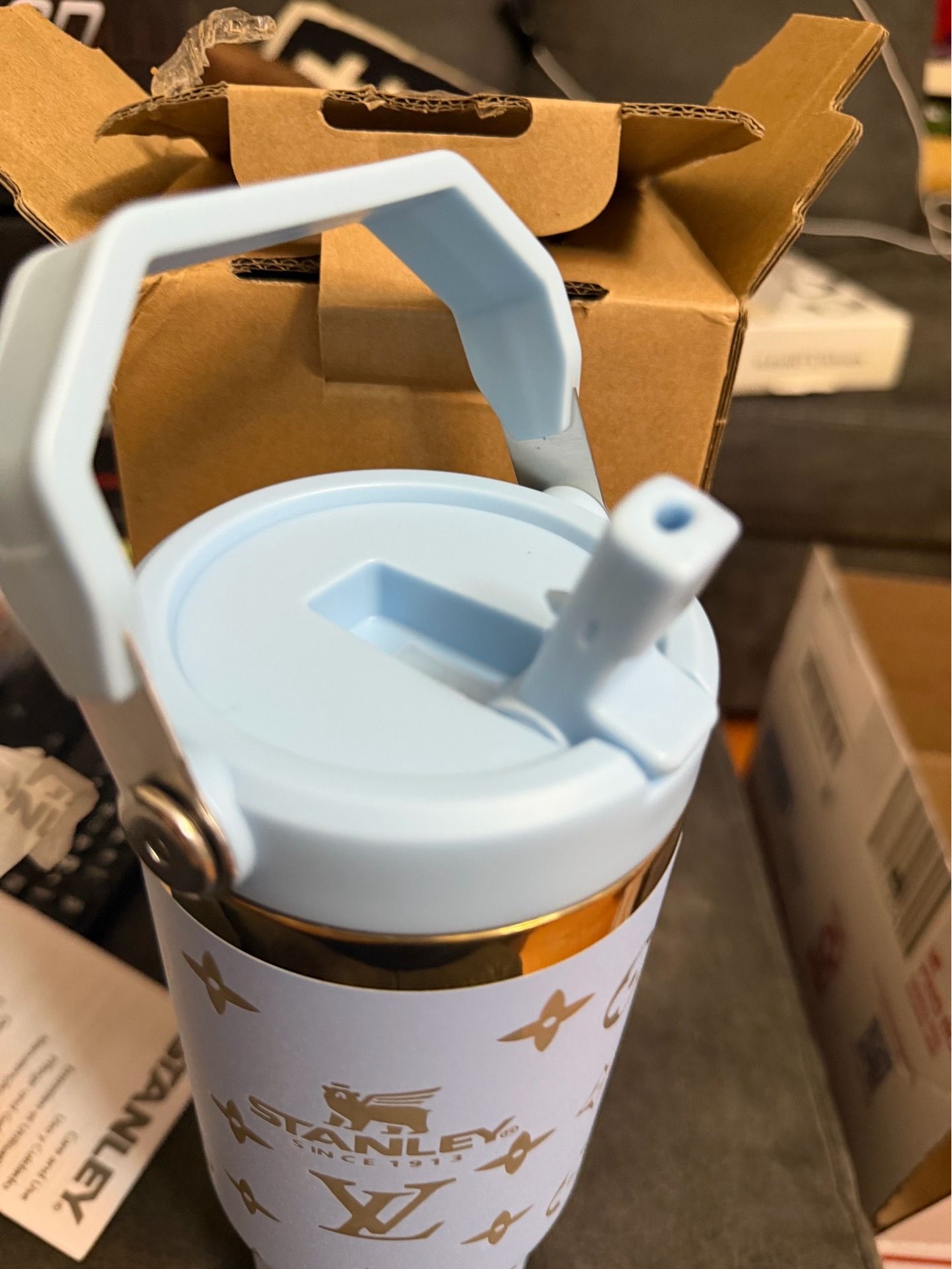 Stanley custom made 30 oz quencher tumbler with top handle - photo 2