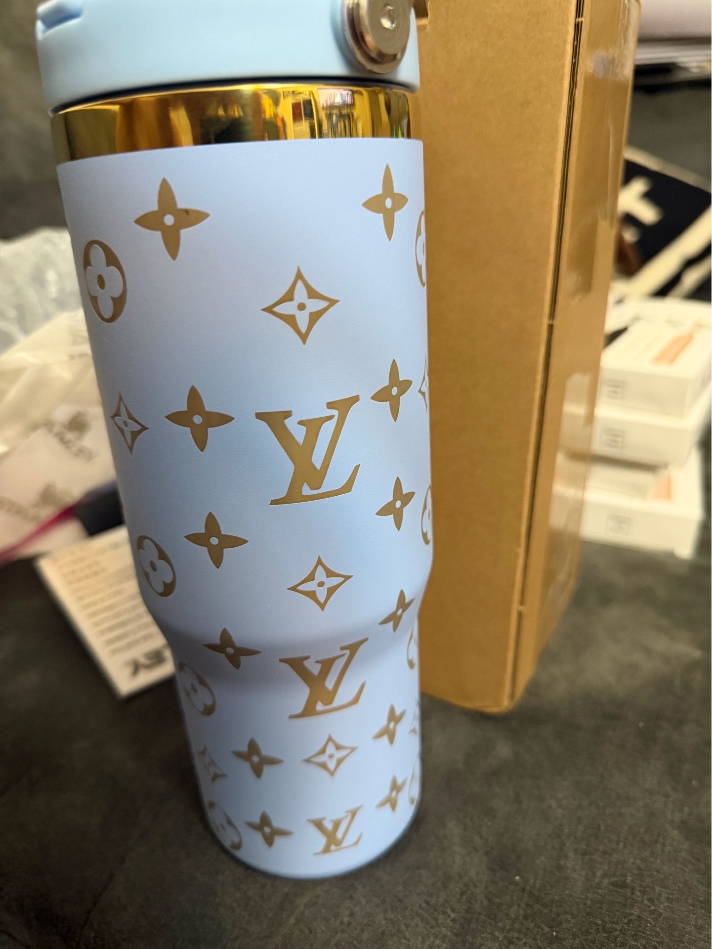 Stanley custom made 30 oz quencher tumbler with top handle - photo 3