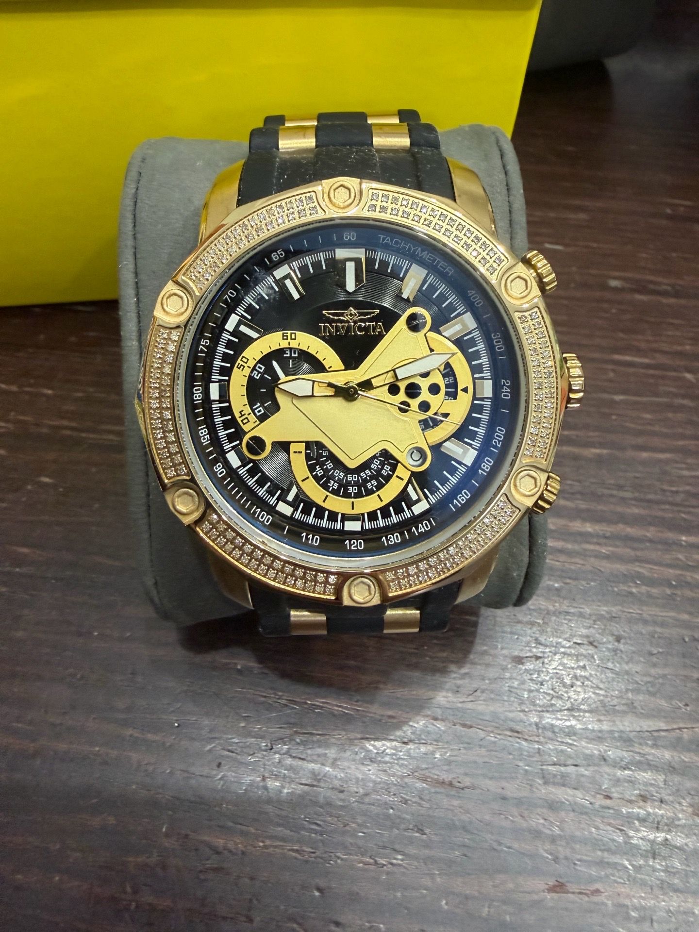 Invicta Diamond Men’s Quartz Chronograph Tachymeter 50mm Gold/Bl