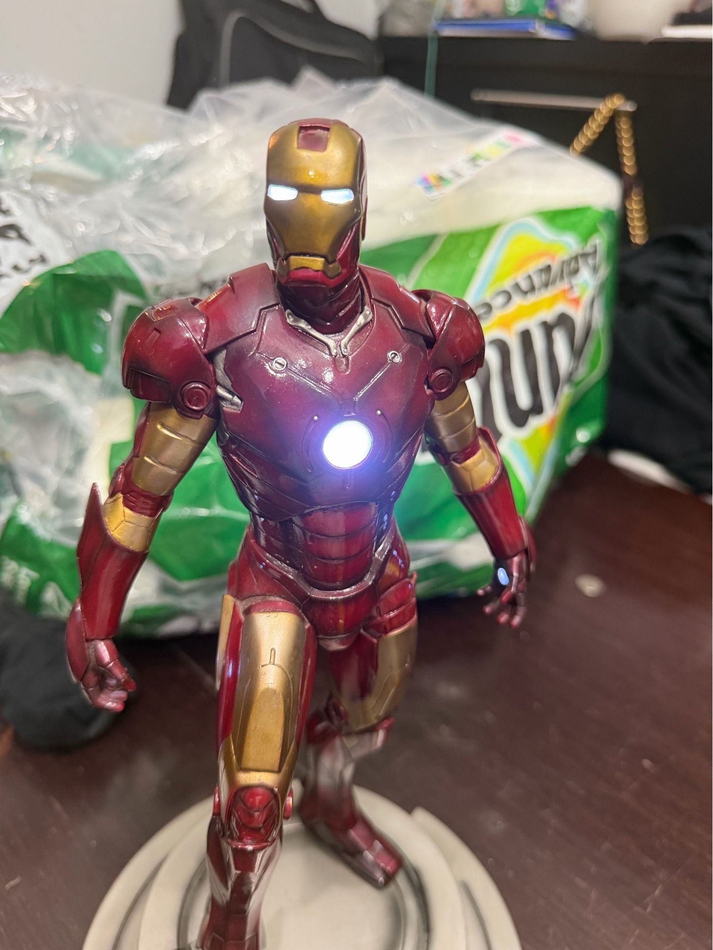 KOTOBUKIYA Collection Marvel Iron Man Statue Limited Edition Lig - photo 3