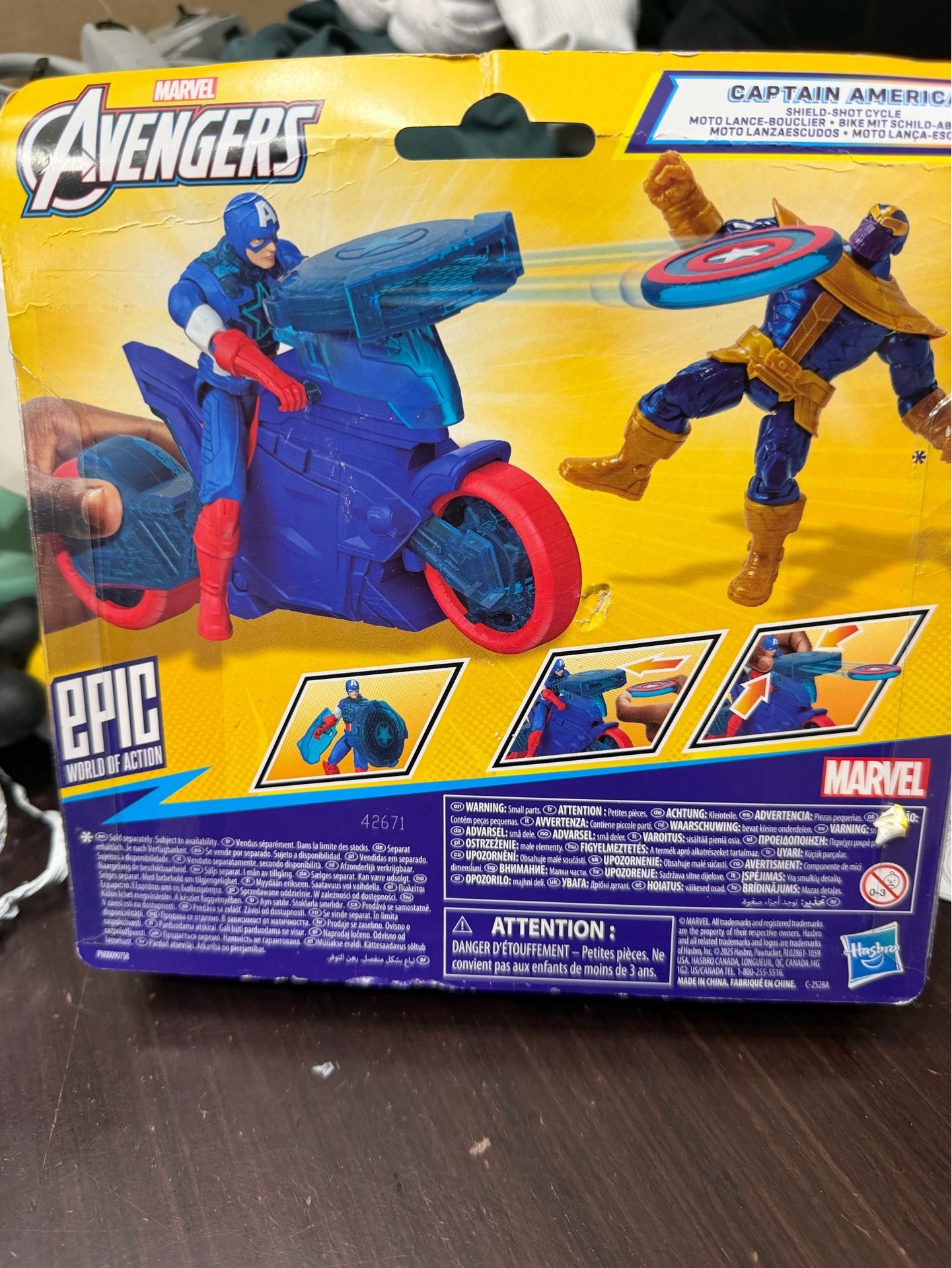 Hasbro Avengers Epic World of Action Captain America Set - photo 2