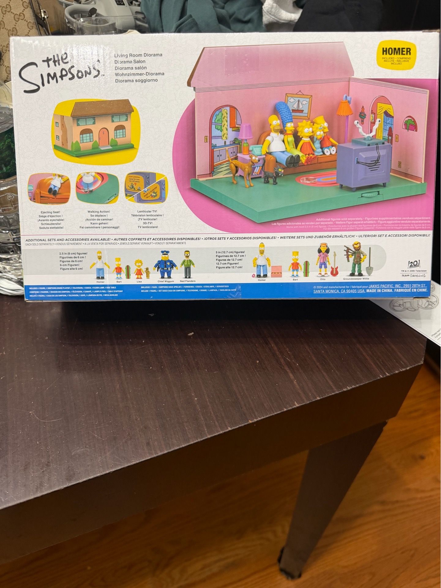 JAKKS Pacific The Simpsons Living Room Diorama Playset w/ Homer - photo 2