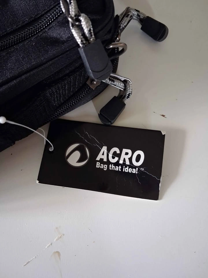 ACRO black messenger bag new with tags for laptop - photo 4
