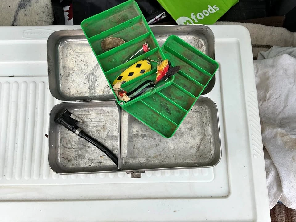 Metal Tackle Box & Lures Vintage