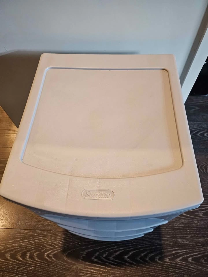Plastic drawer - Sterilite - photo 2