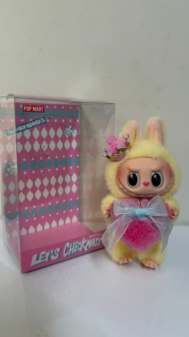 Labubu Let’s Checkmate Vinyl Plush Bag Charm