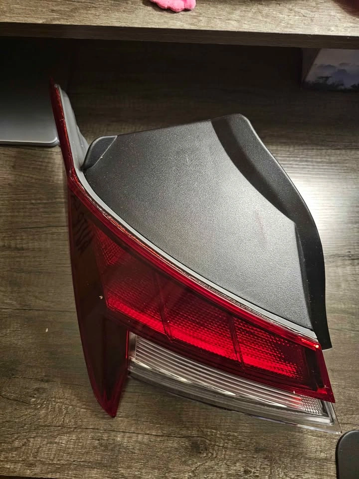 2021-2023 Hyundai Elantra Tail light Driver's Side - photo 4