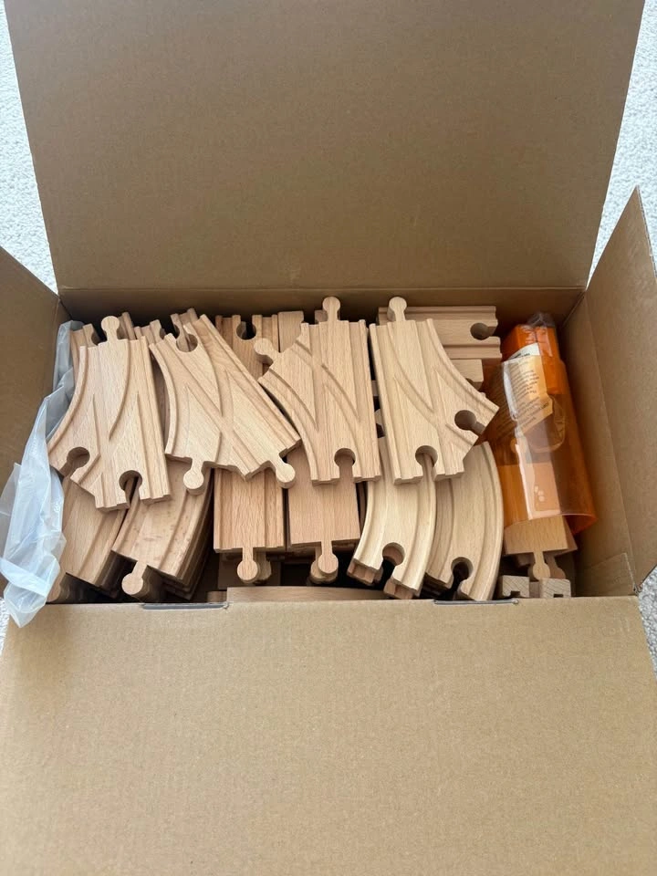 56 Piece Wooden Train Track Expansion Pack with Tunnel - photo 5