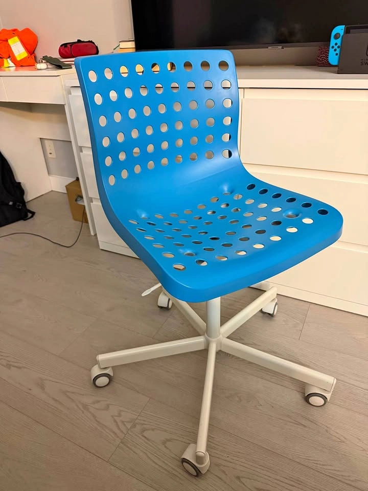 Blue Desk Chair