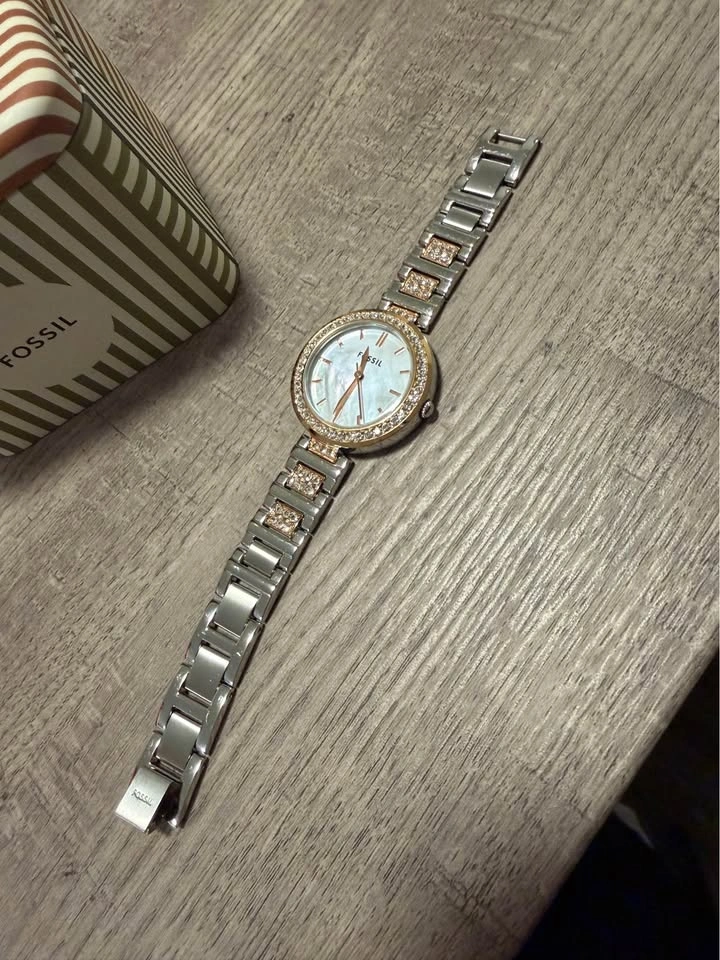 Fossil Watch w/ Box - photo 3