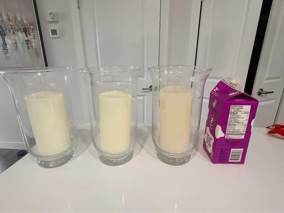 3 tall glass vases with pillar candles - photo 2