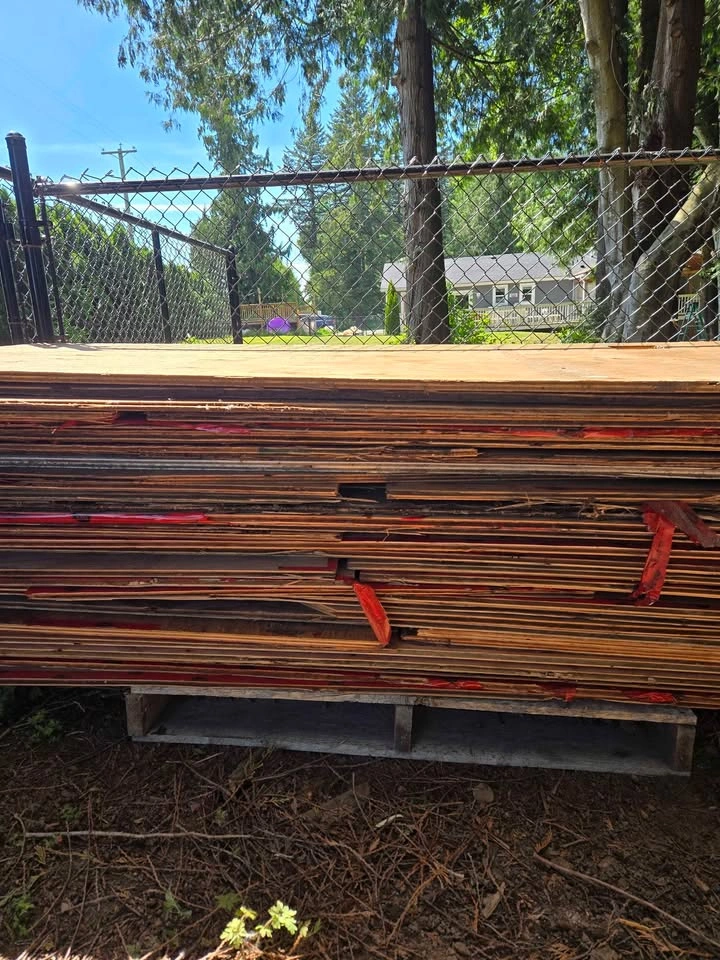 5/8" t&g plywood offcuts - photo 3