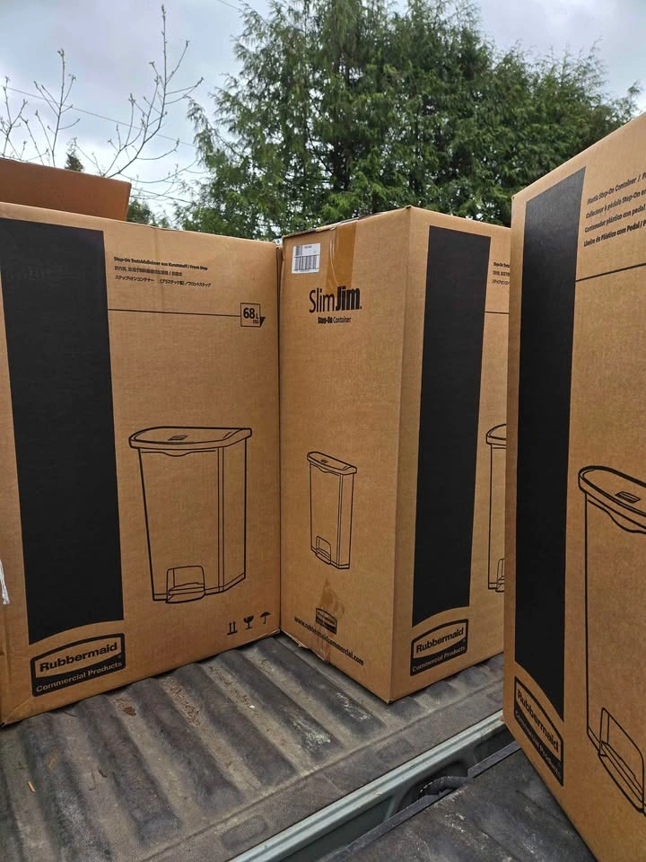 7x New Rubbermaid SlimJim 68L Step-On Trash/Recycling Bins - photo 4