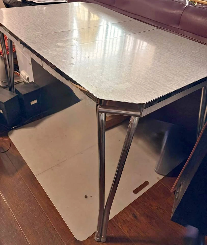 Vintage Chrome Dining Table with Leaflet 46”x30” MOVING SALE