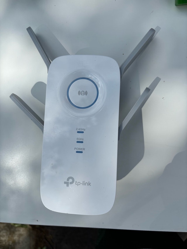 TP-Link RE650 AC2600 Wi-Fi Range Extender