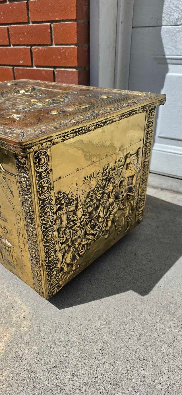 Vintage Brass Coal, Tinder, Kindling Box Embossed Pub Sc - photo 2