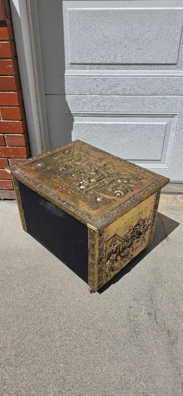Vintage Brass Coal, Tinder, Kindling Box Embossed Pub Sc - photo 5