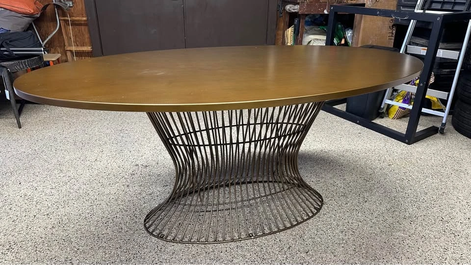 Mid Century Modern Oval Dining Table 68” - photo 4