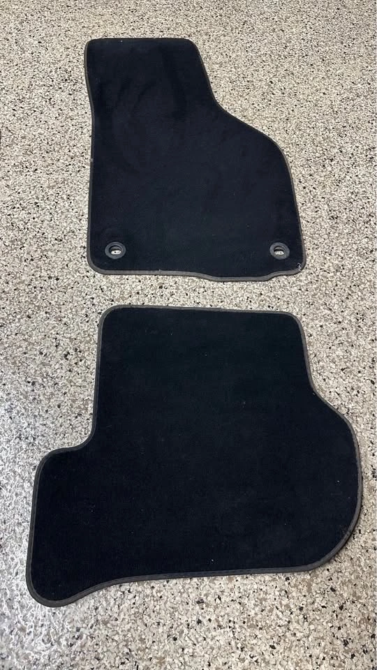 OEM Volkswagen Jetta GLI Floor Mats – Set of 4 (2006–2010) - photo 3