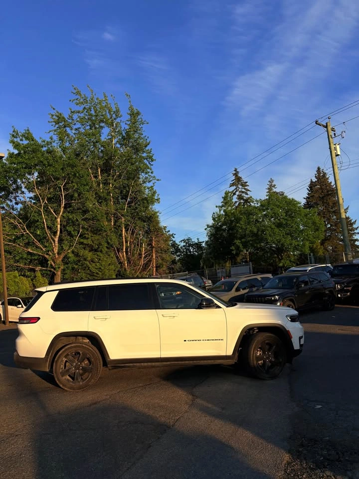 2024 Jeep Grand Cherokee L - photo 3