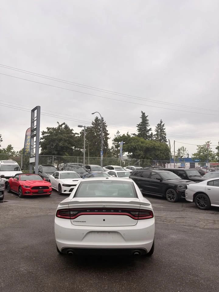 2020 Dodge Charger - photo 4