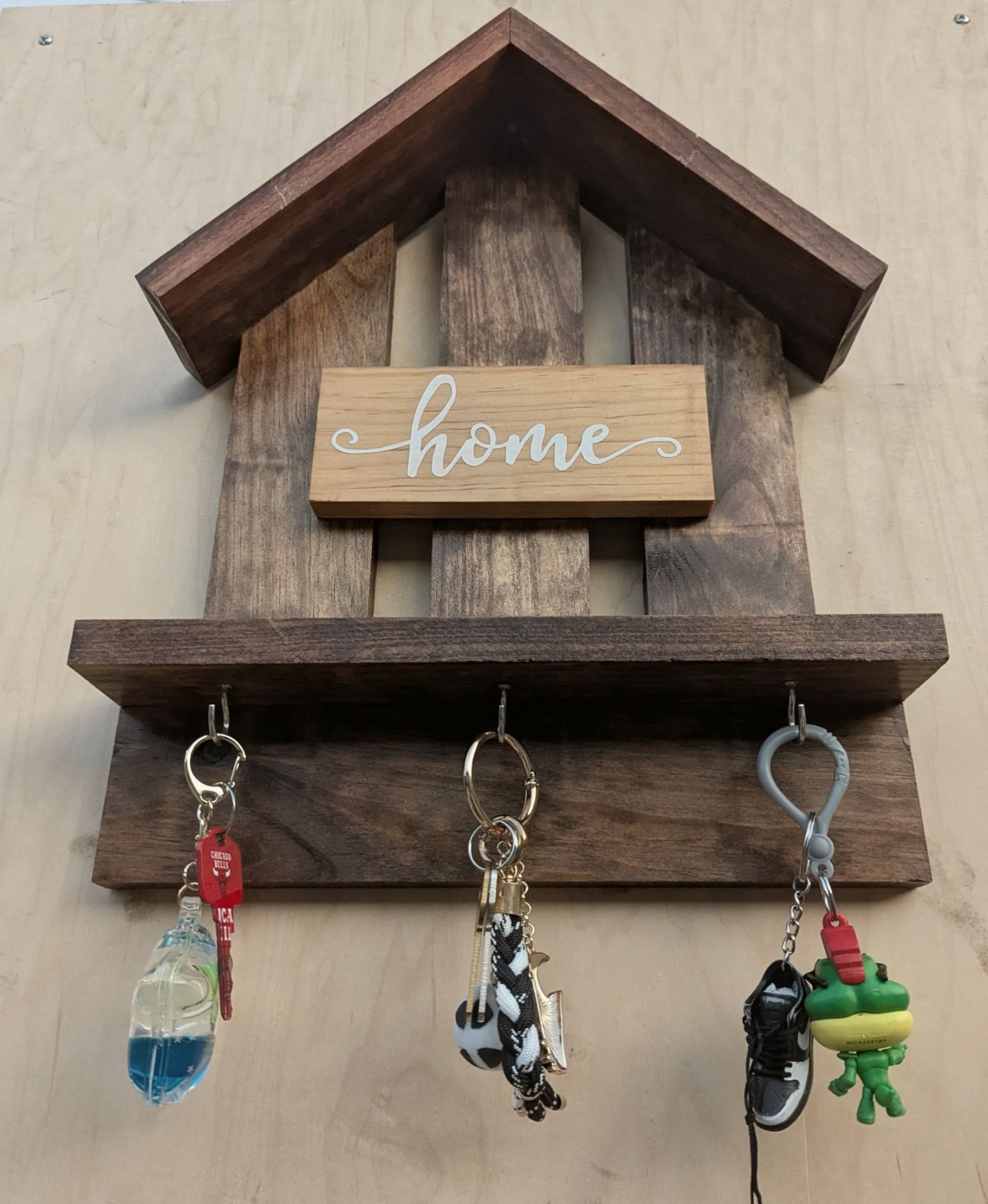 Handmade Rustic Wooden Wall Key Holder (16" x 12.5") - photo 3