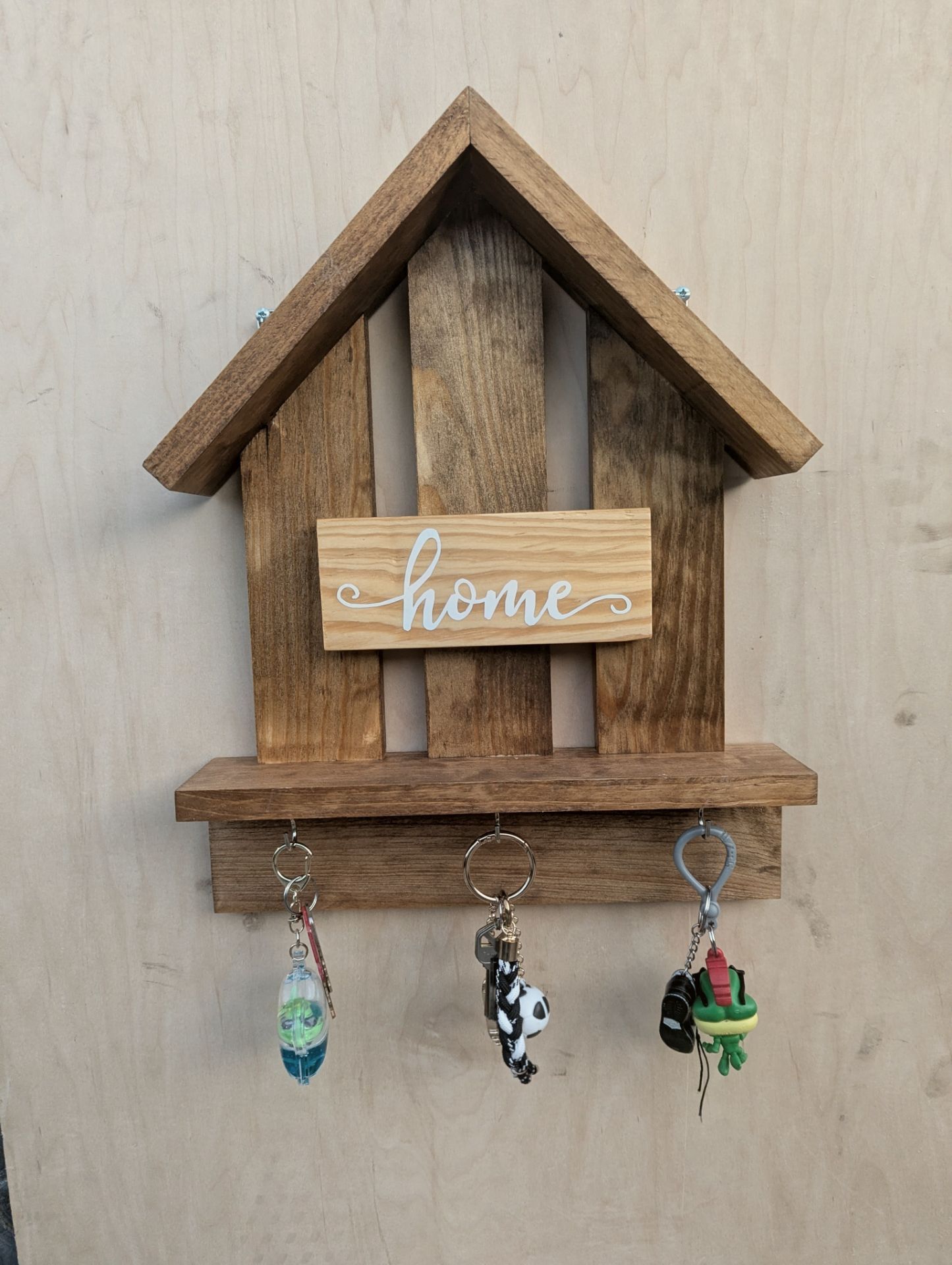 Handmade Rustic Wooden Wall Key Holder (16" x 12.5") - photo 4