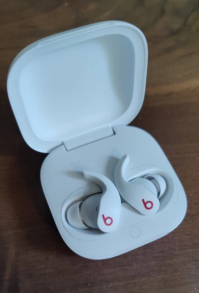 Beats Fit Pro True Wireless Earbuds - photo 2