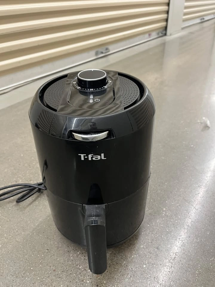 T-fal Air Fryer – Good Condition, Fast Cooking - photo 2