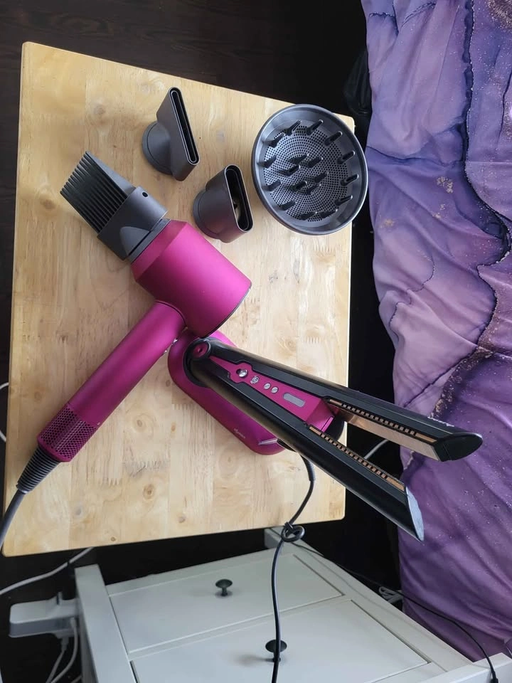 Used LIKE NEW: Dyson Supersonic hair dryer and Corrale set