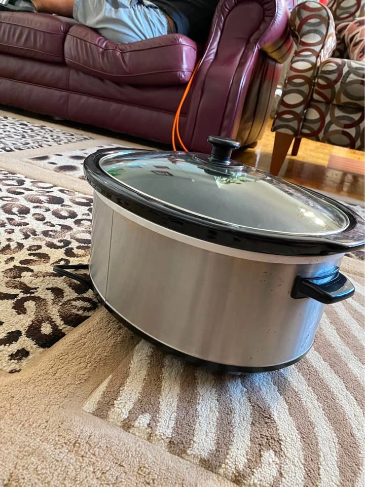 Crock Pot Slow Cooker - photo 4