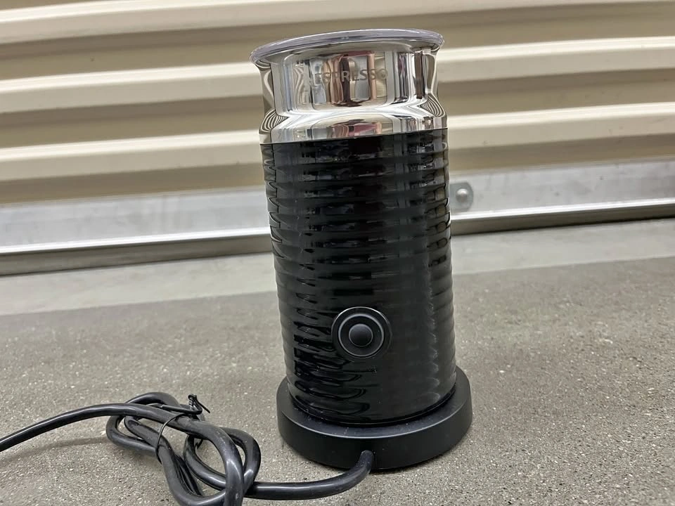 Nespresso Aeroccino Milk Frother – Works Perfectly
