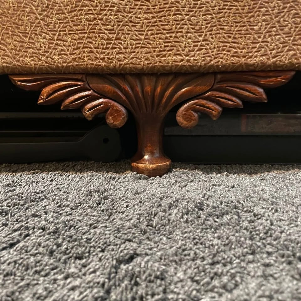 Vintage Couch - photo 4