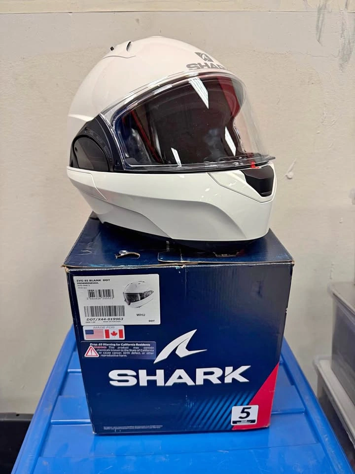 Shark EVO-ES Modular Motorcycle Helmet White Size Medium