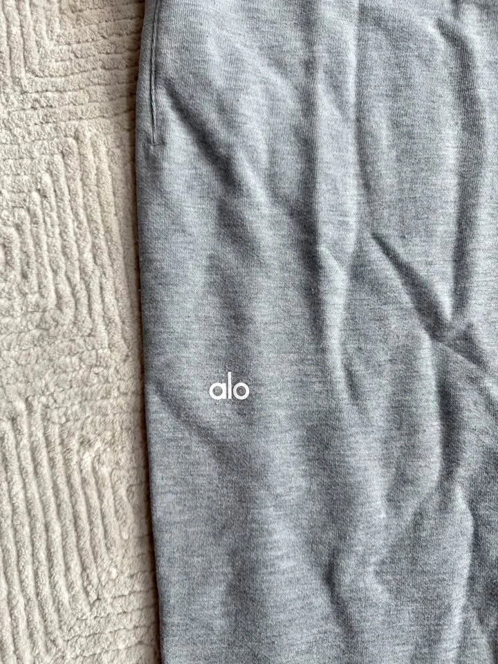 Alo Yoga Men’s Grey Joggers Sweatpants - Size Large - photo 4