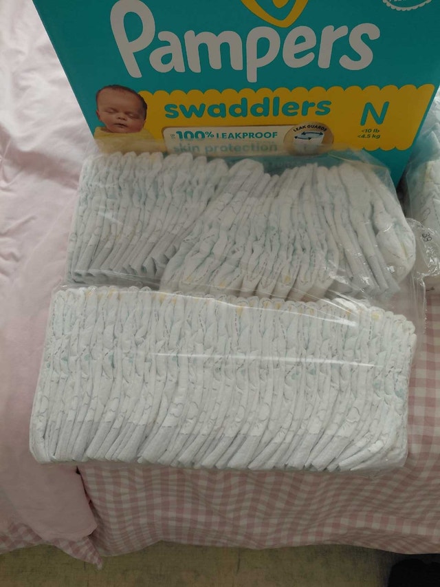 Pampers Swaddlers Newborn Diapers (2 Boxes) - photo 3