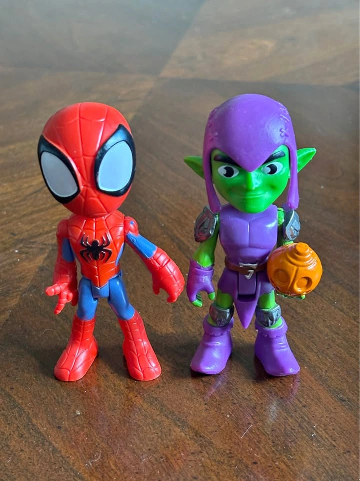 Marvel Hasbro Spider-Man Green Goblin Action Figures