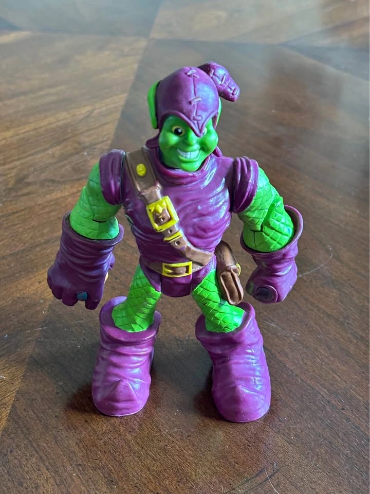 Marvel Toy Biz 2005 Green Goblin Action Figure
