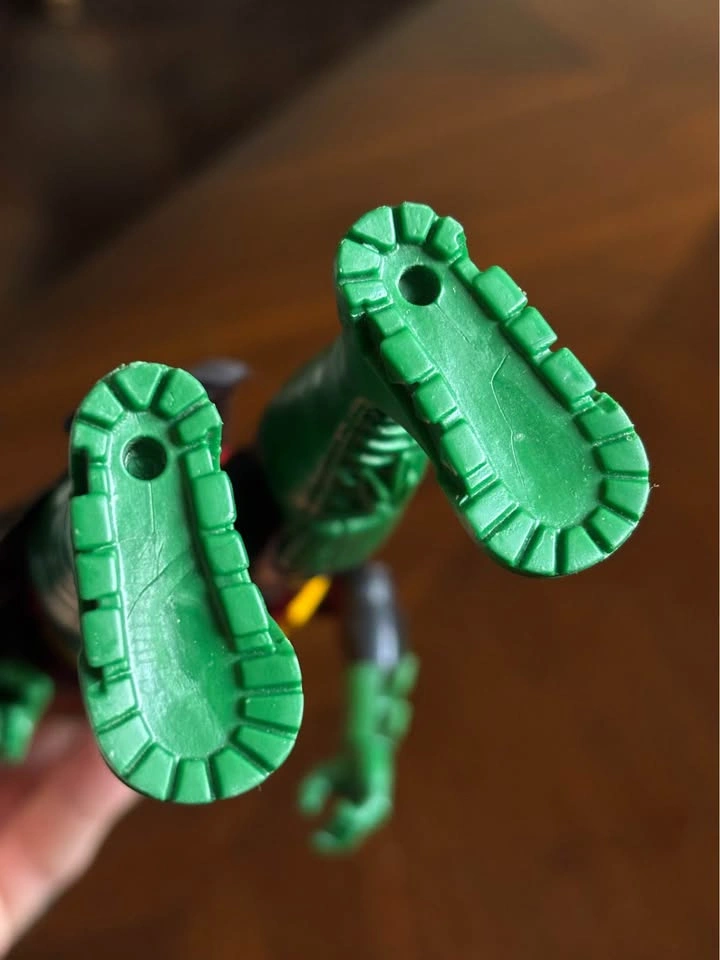 Robin Action Figure - photo 4