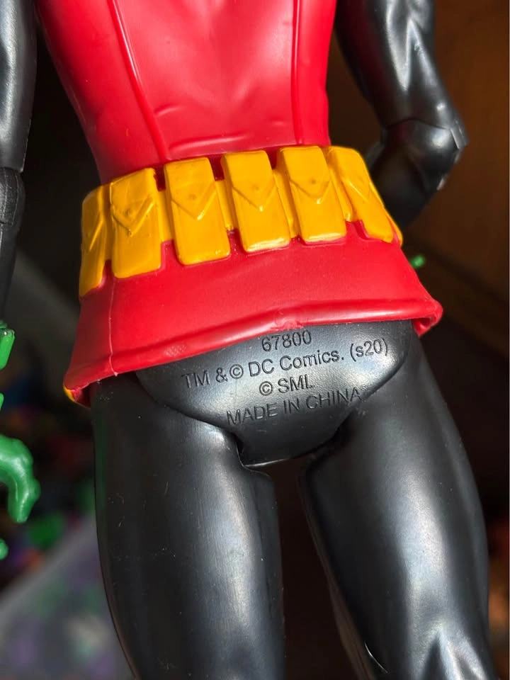 Robin Action Figure - photo 5