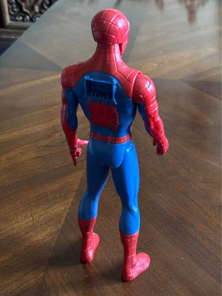 Hasbro 2017 Marvel Spider-Man Action Figure - photo 2